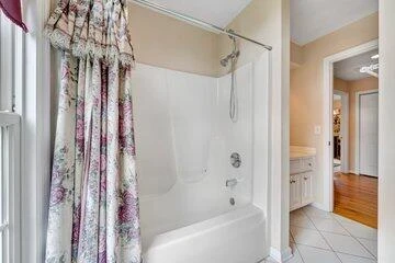 6411 Garrett LN - Photo 33