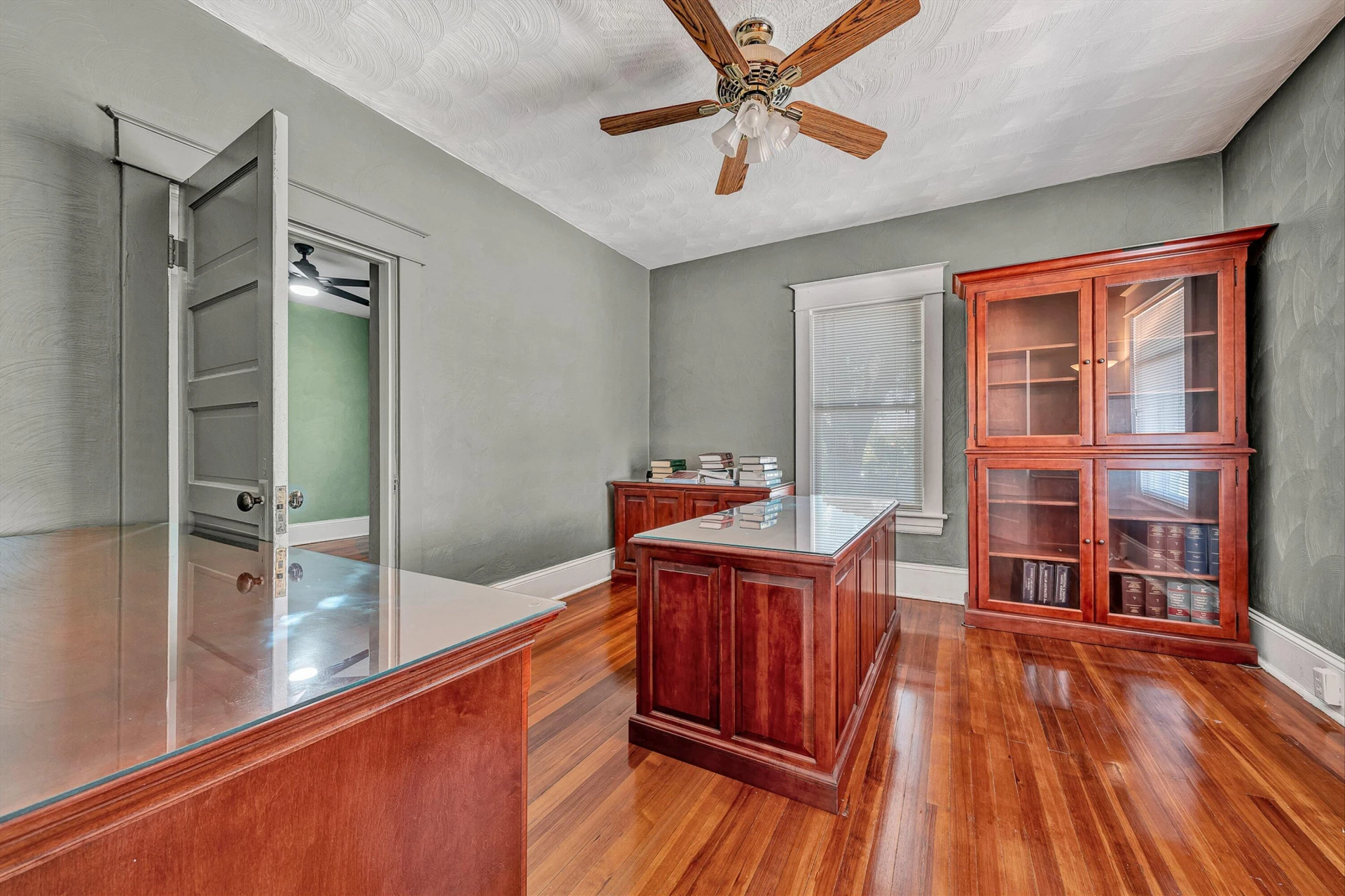 1403 S Colorado ST - Photo 9