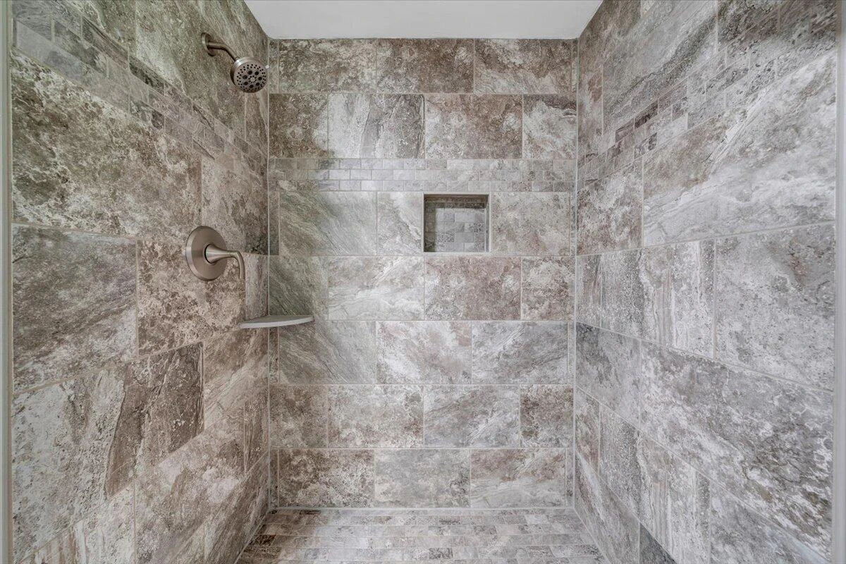 2215 Wildwood RD - Photo 15