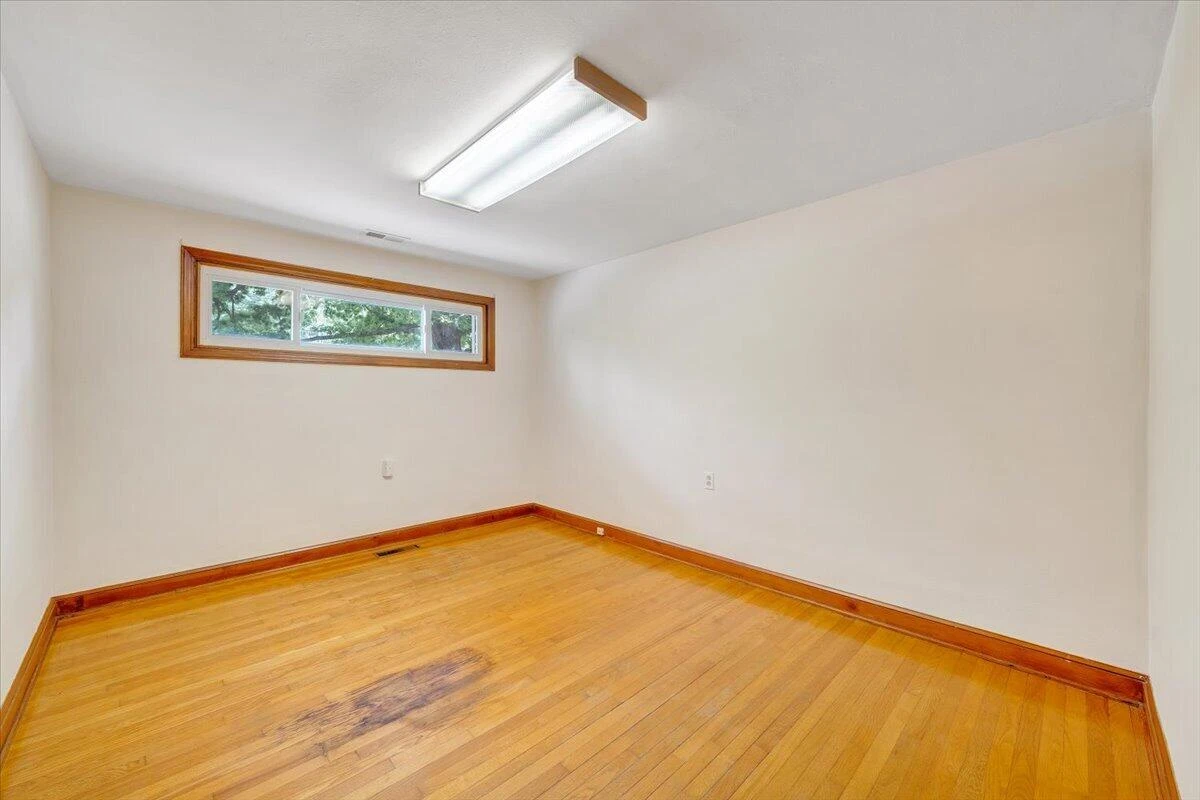 2215 Wildwood RD - Photo 21