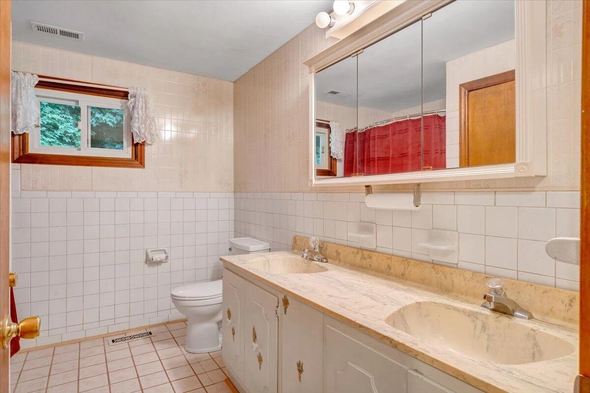 2215 Wildwood RD - Photo 22