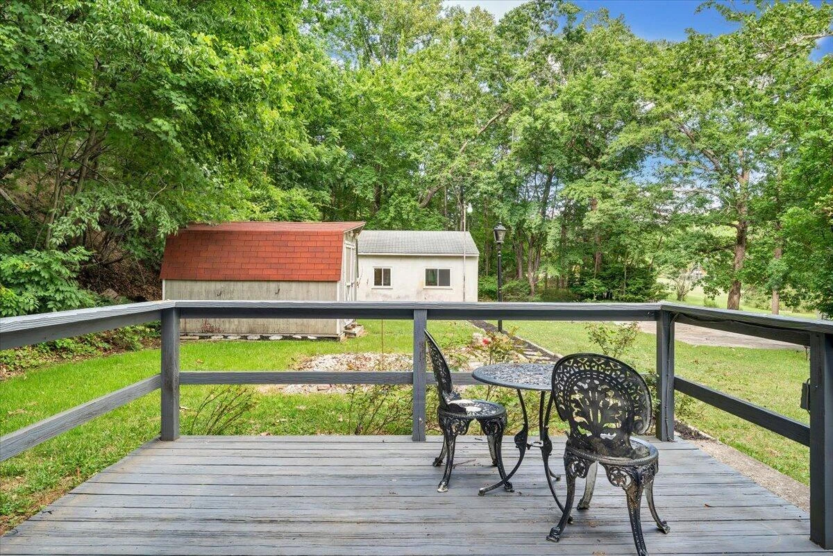 2215 Wildwood RD - Photo 25