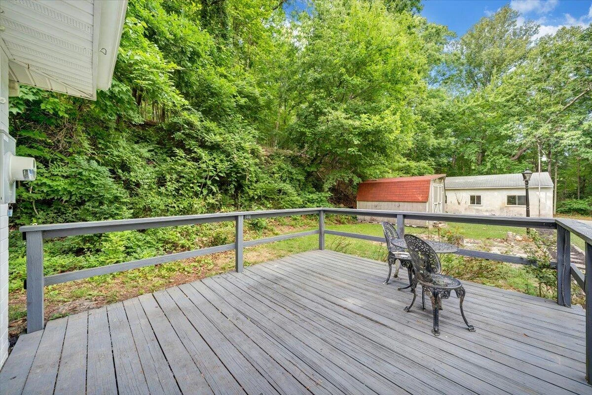 2215 Wildwood RD - Photo 26
