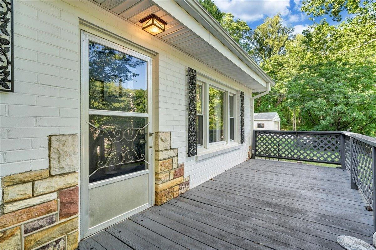 2215 Wildwood RD - Photo 4