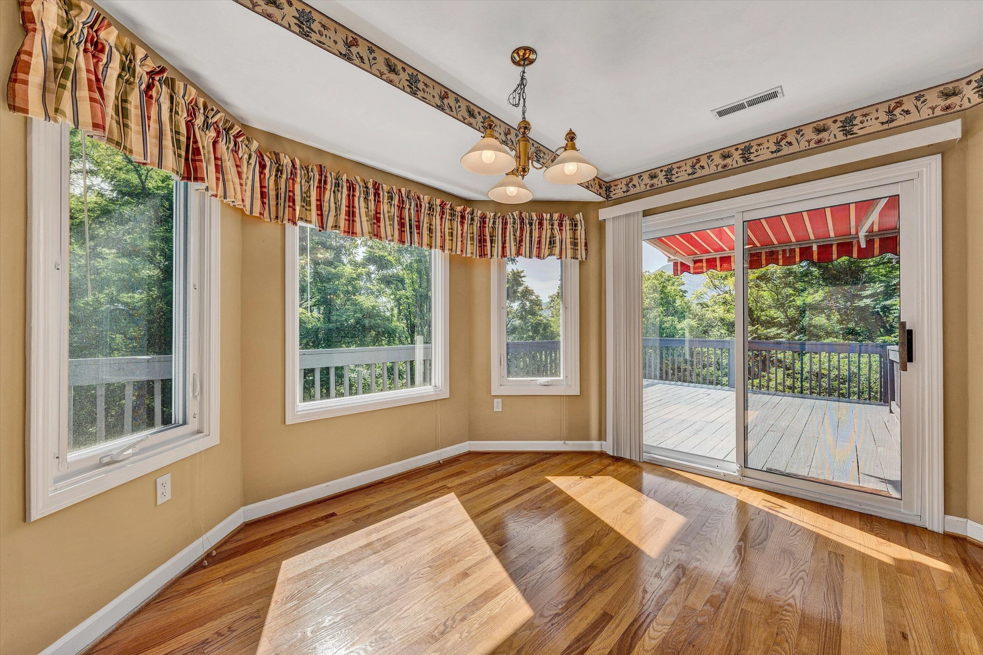 6595 Pencheck CIR - Photo 16