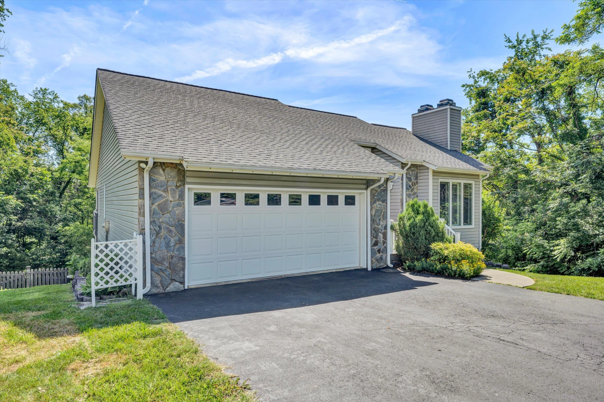 6595 Pencheck CIR - Photo 3