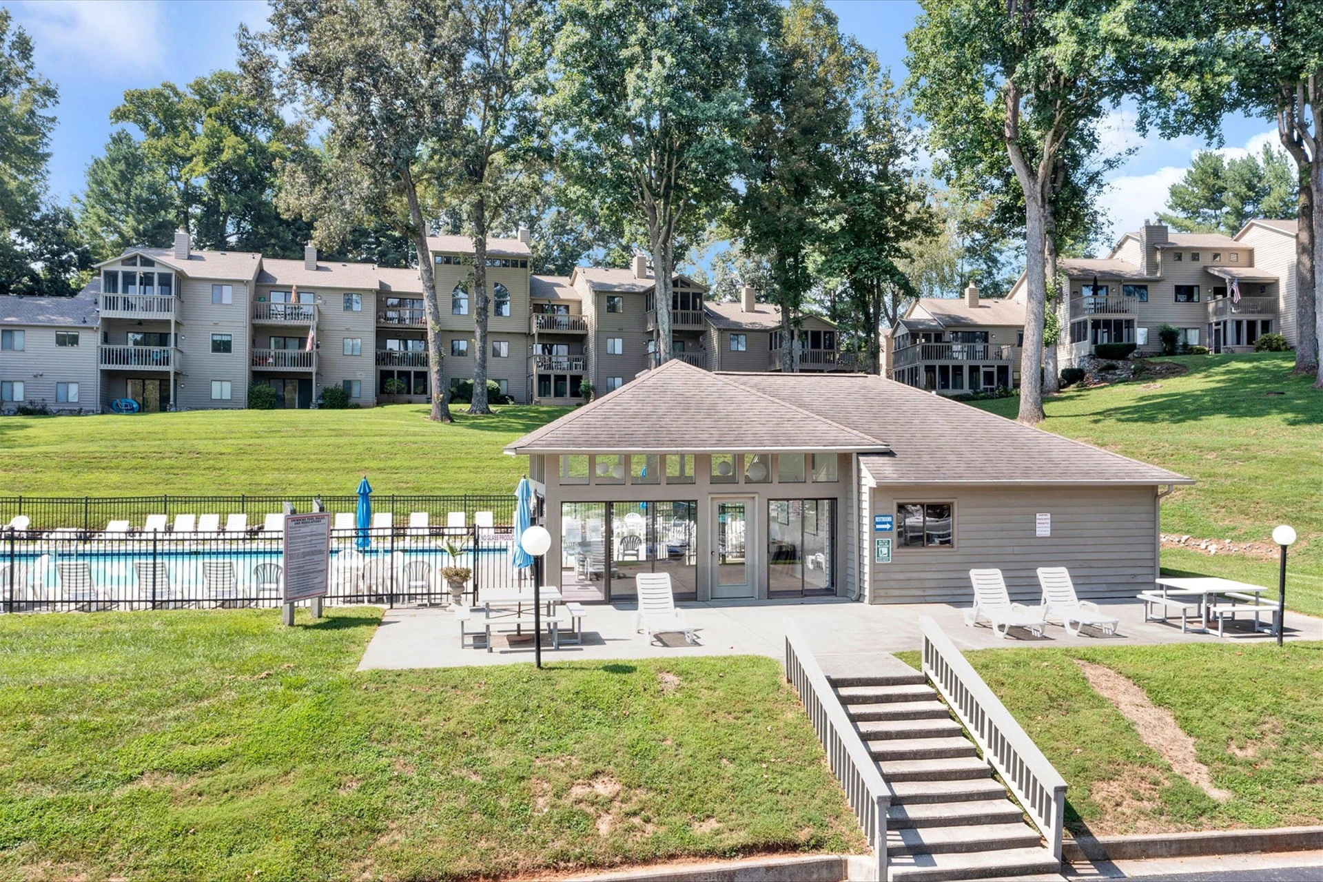 219 Shoreline Marina CIR #121 - Photo 31