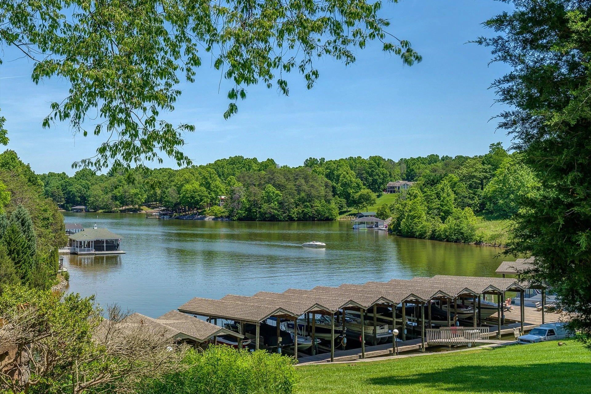 219 Shoreline Marina CIR #121 - Photo 33