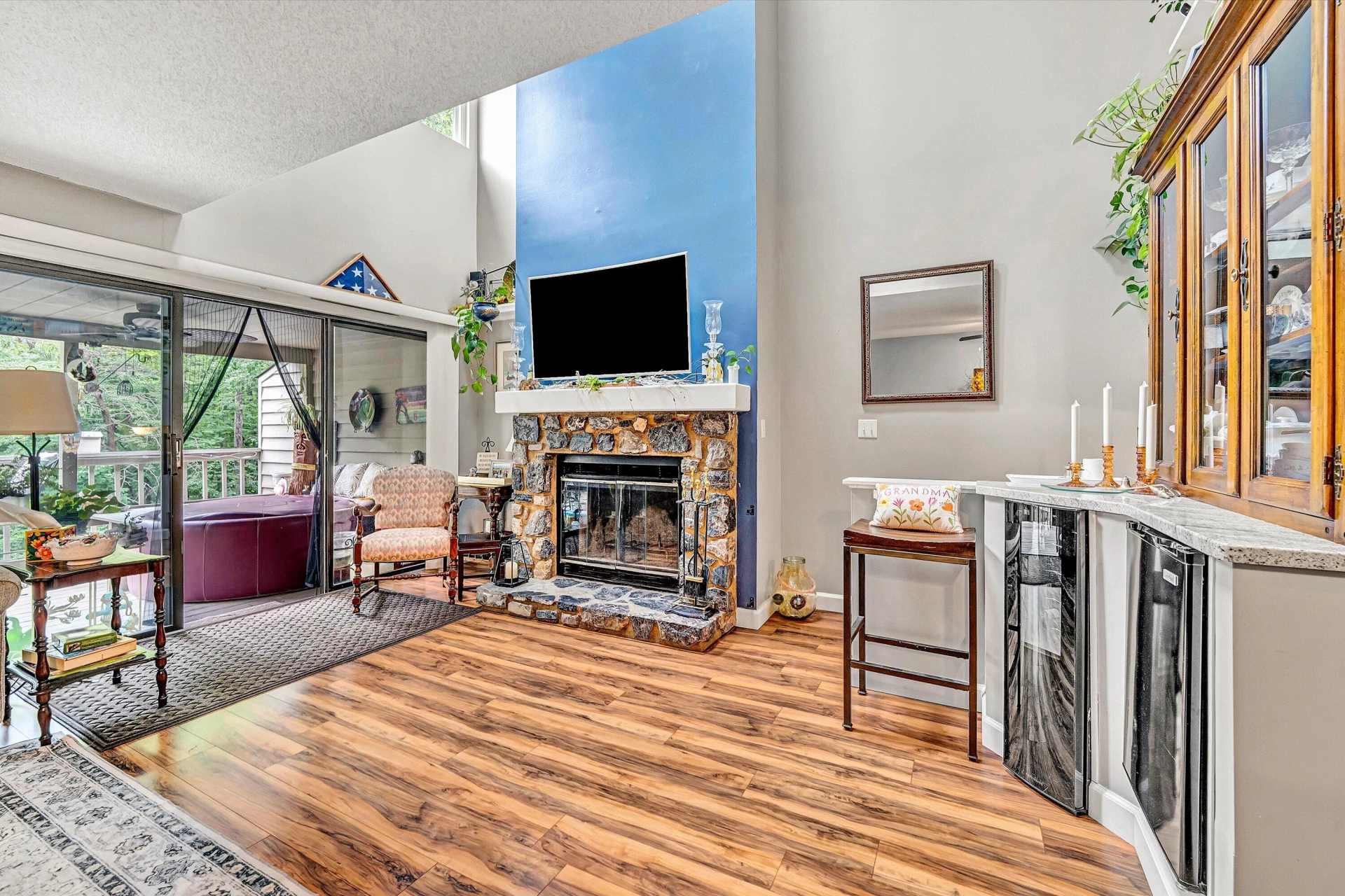 219 Shoreline Marina CIR #121 - Photo 5