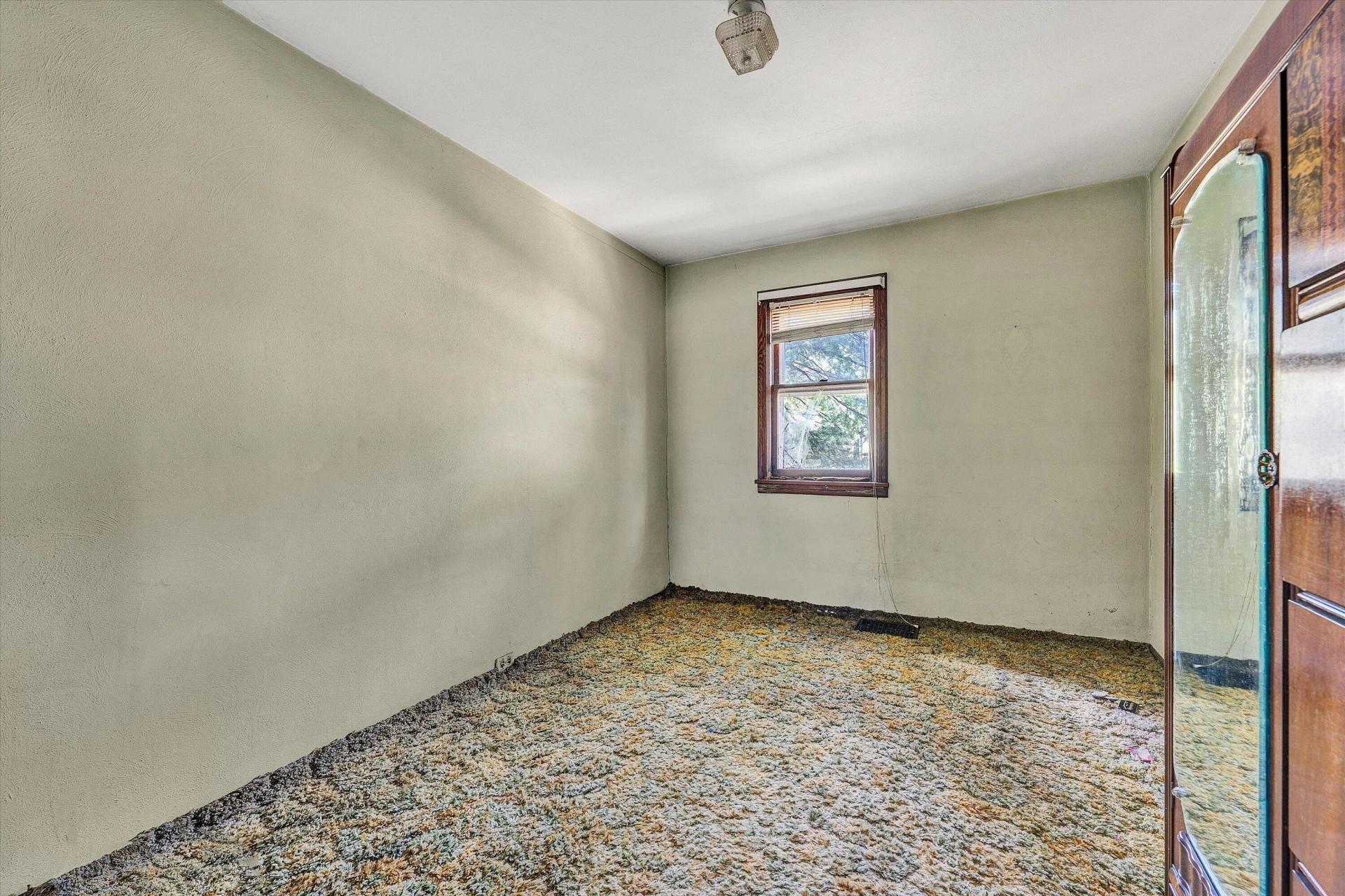 2241 Blue Ridge Springs RD - Photo 10