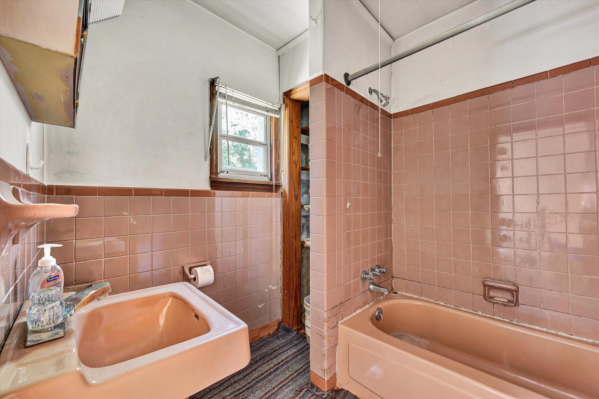 2241 Blue Ridge Springs RD - Photo 14
