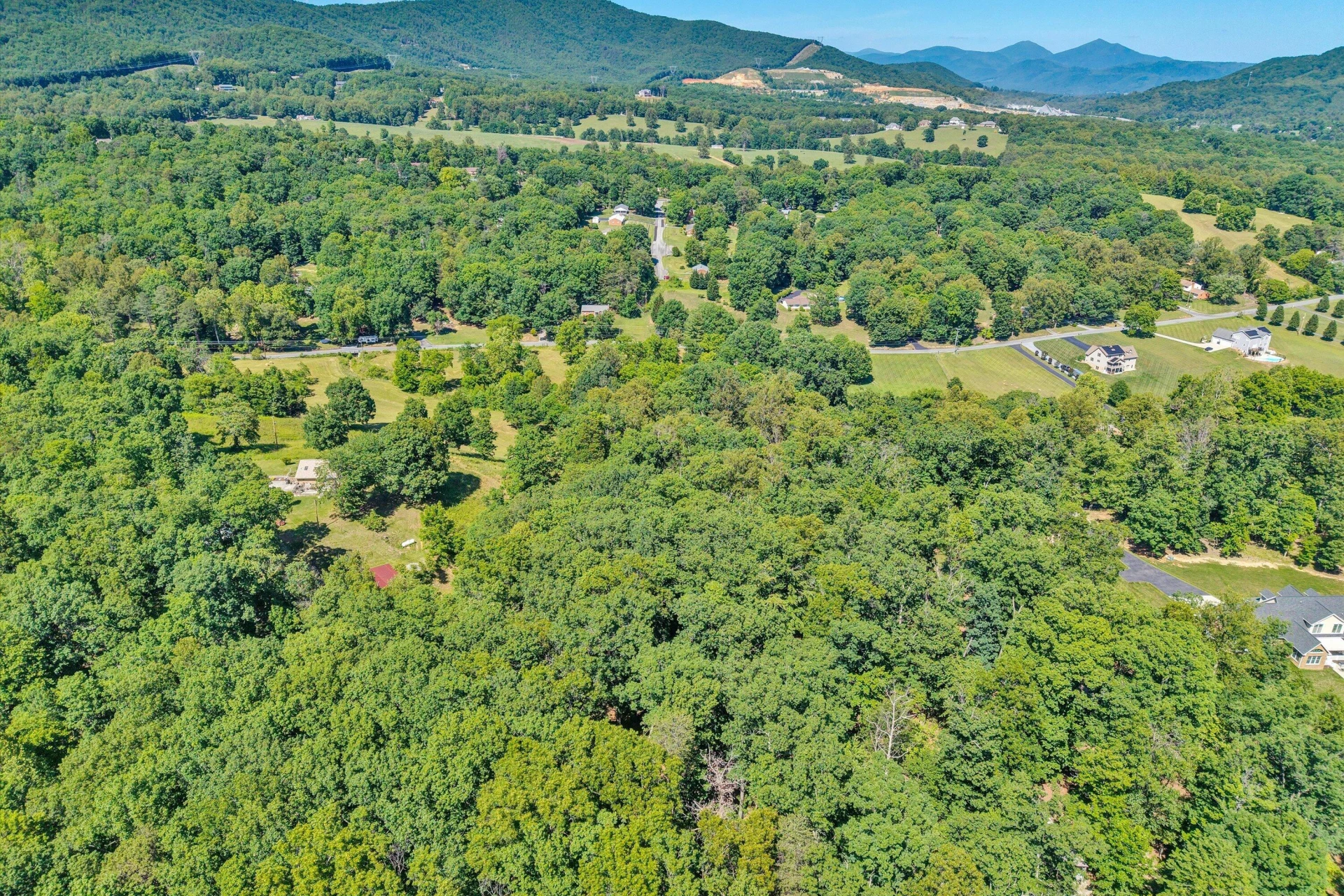 2241 Blue Ridge Springs RD - Photo 25