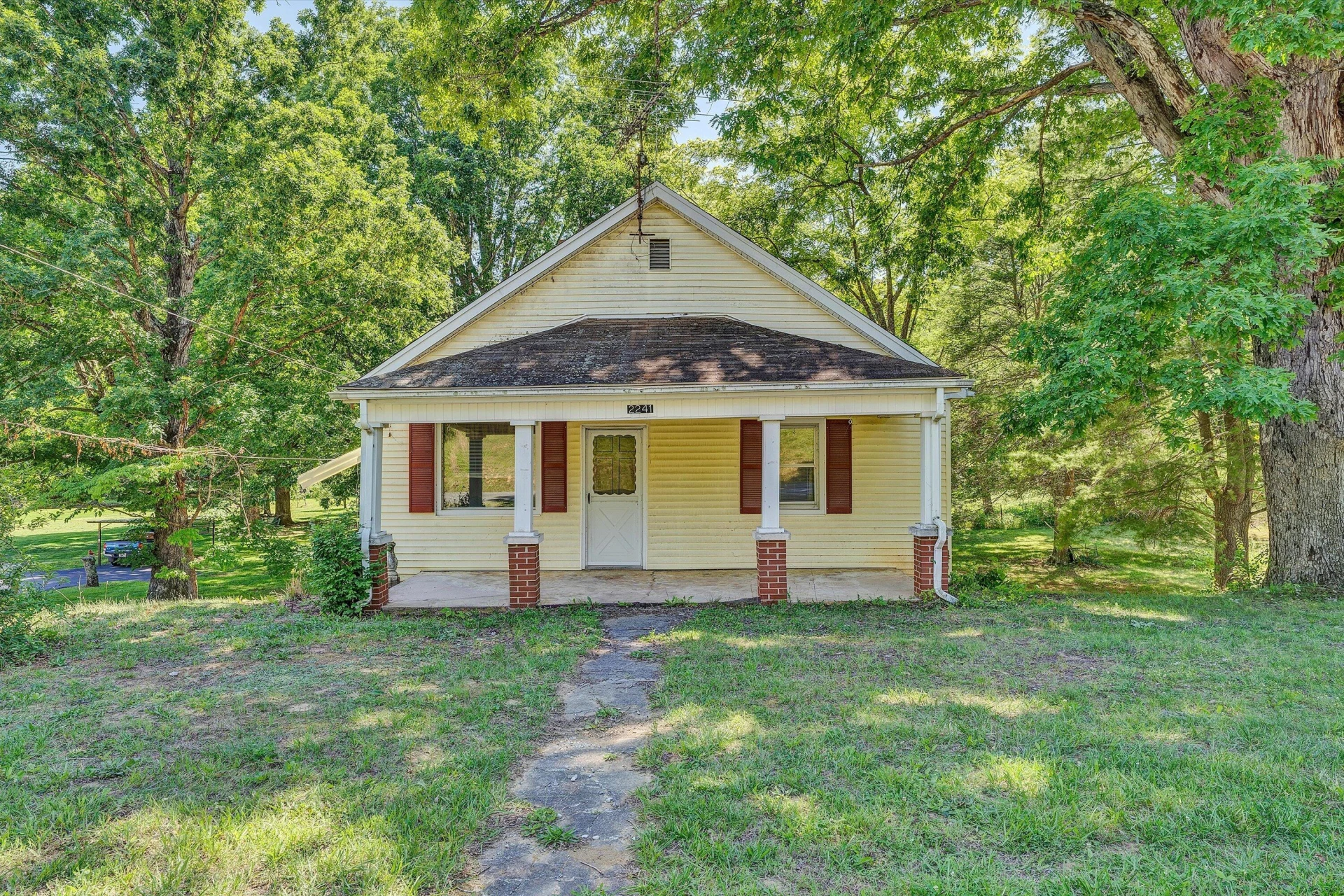 2241 Blue Ridge Springs RD - Photo 28