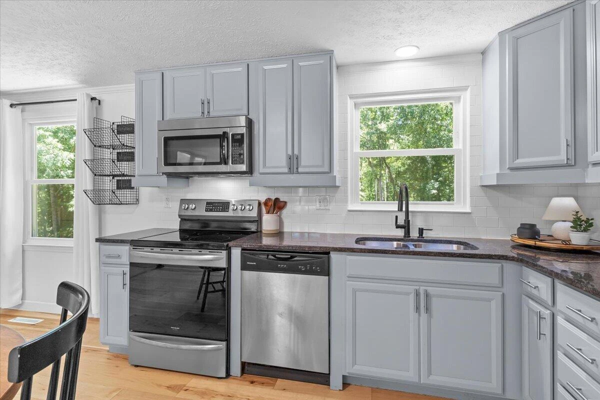 2013 Webster RD - Photo 17