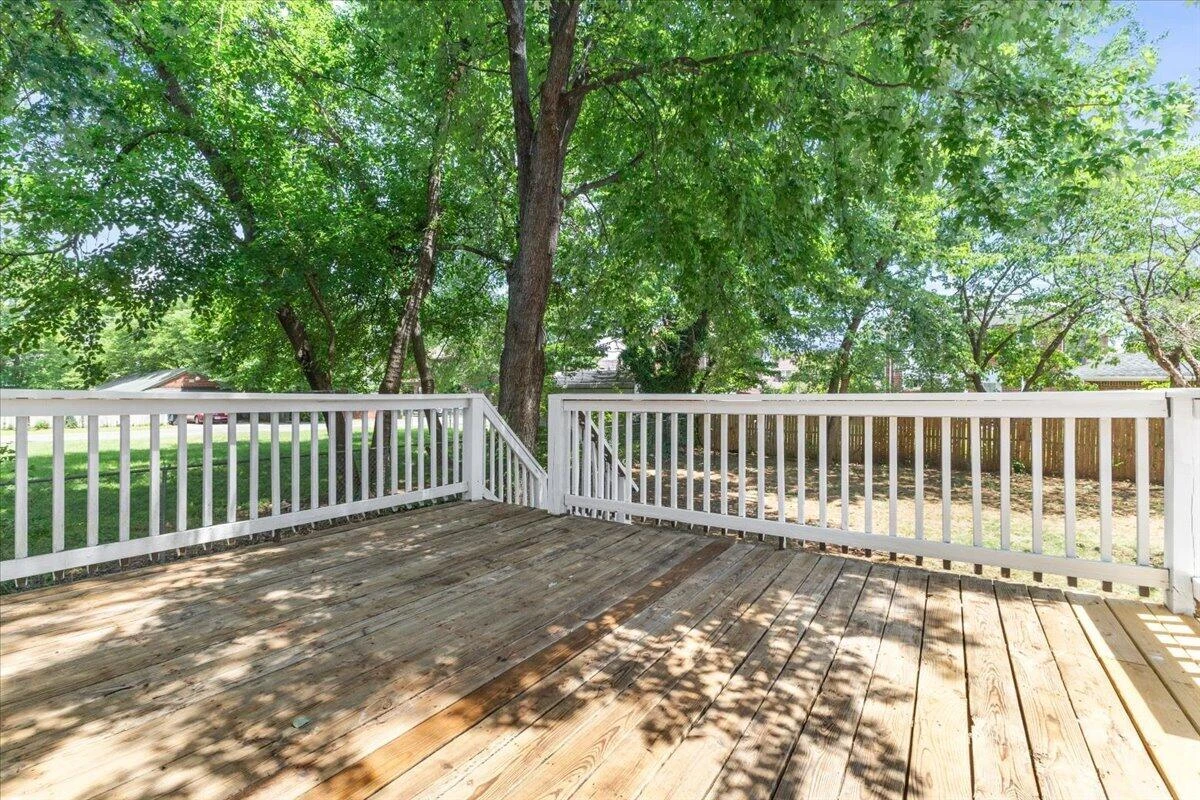 2827 Cumberland ST NW - Photo 18