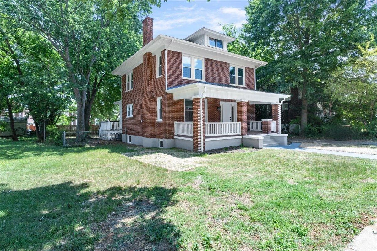 2827 Cumberland ST NW - Photo 3