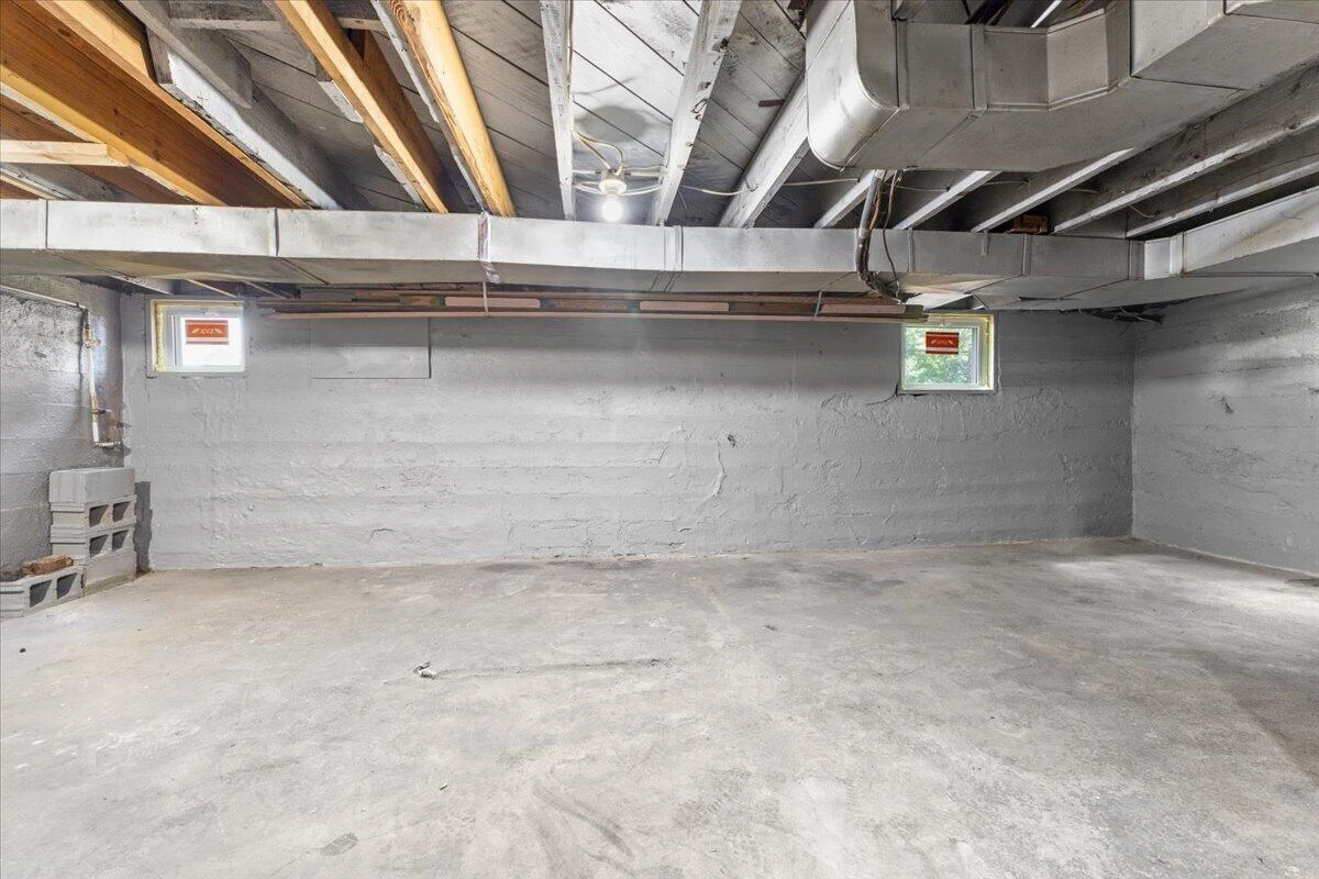 2827 Cumberland ST NW - Photo 33