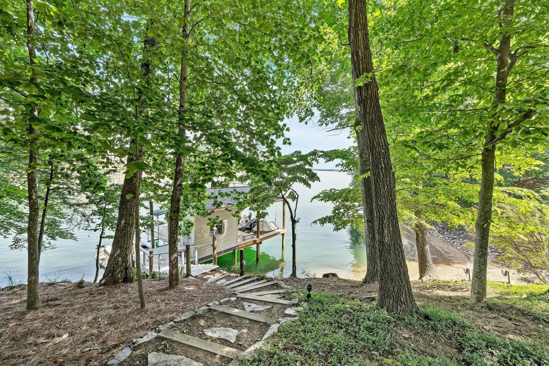 315 Upland Shores DR - Photo 67