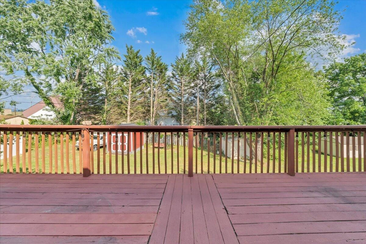 1340 Nover AVE - Photo 30
