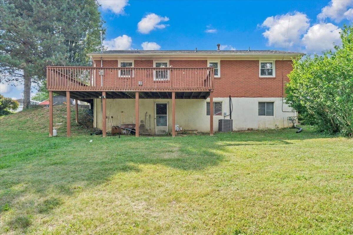 1340 Nover AVE - Photo 35