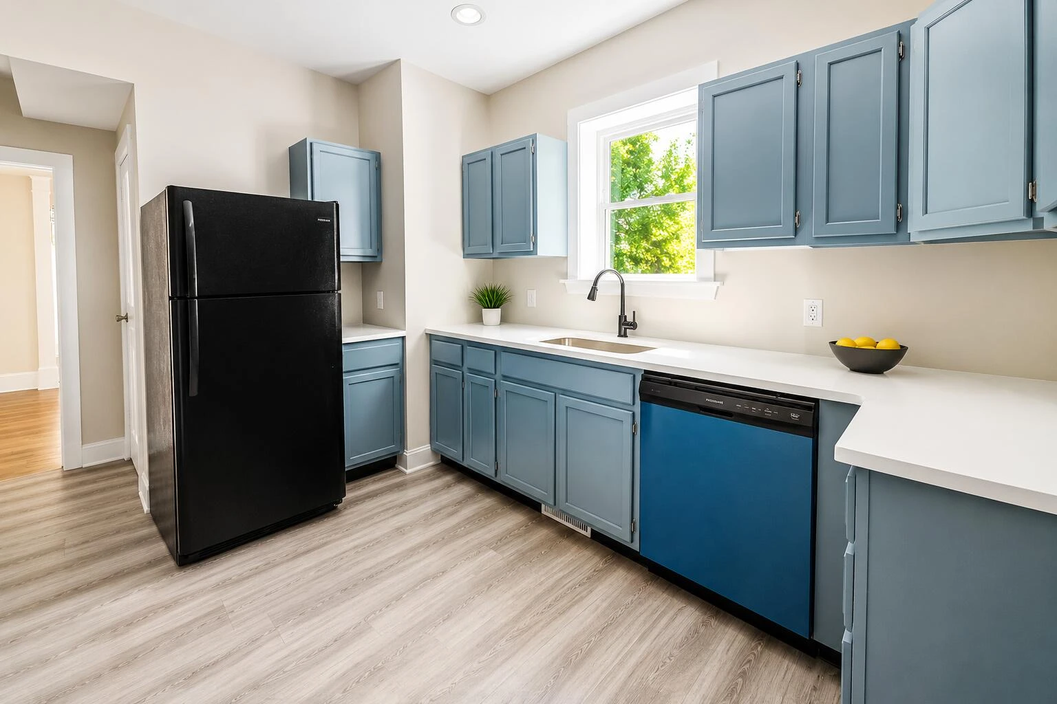 2511 Delaware AVE NW - Photo 8