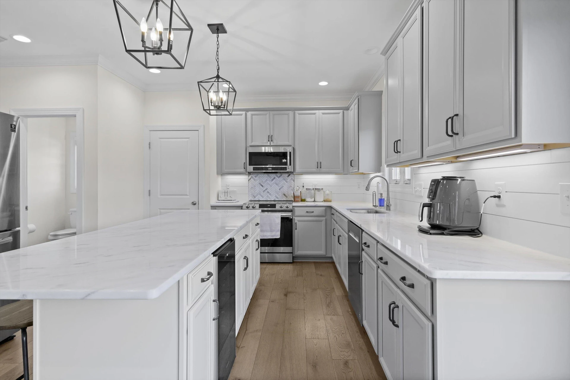 605 Spring Grove DR - Photo 10
