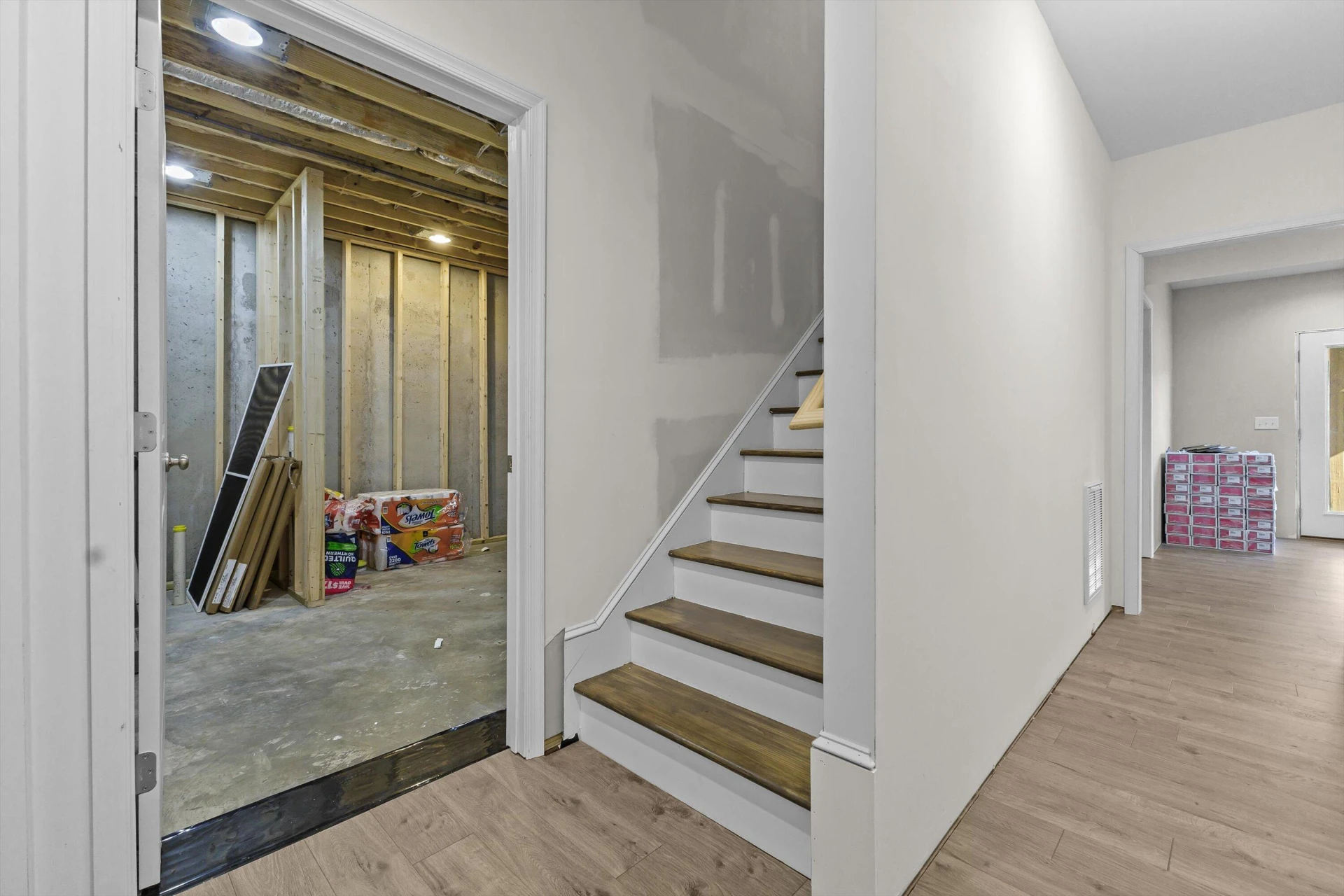 605 Spring Grove DR - Photo 32