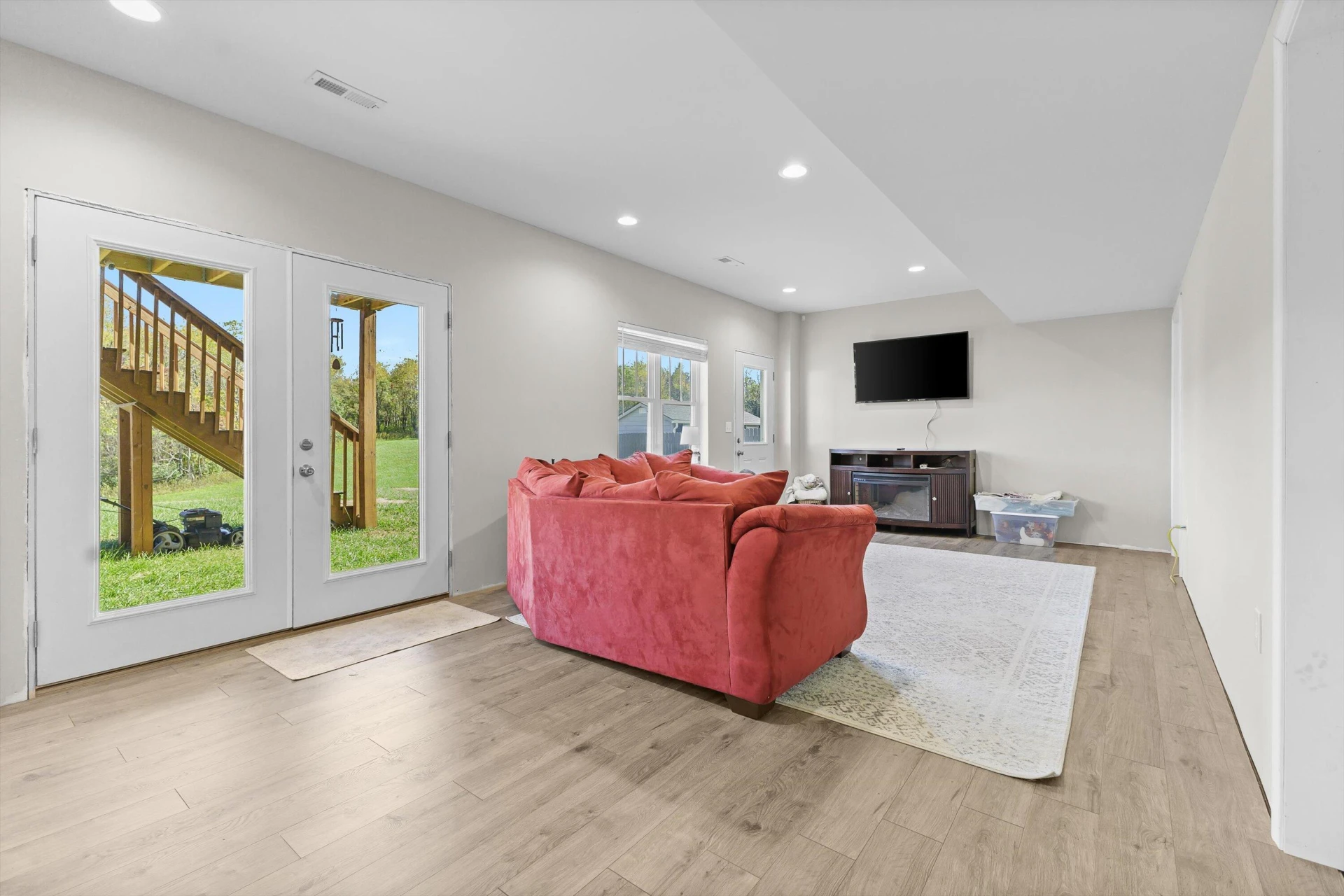605 Spring Grove DR - Photo 35