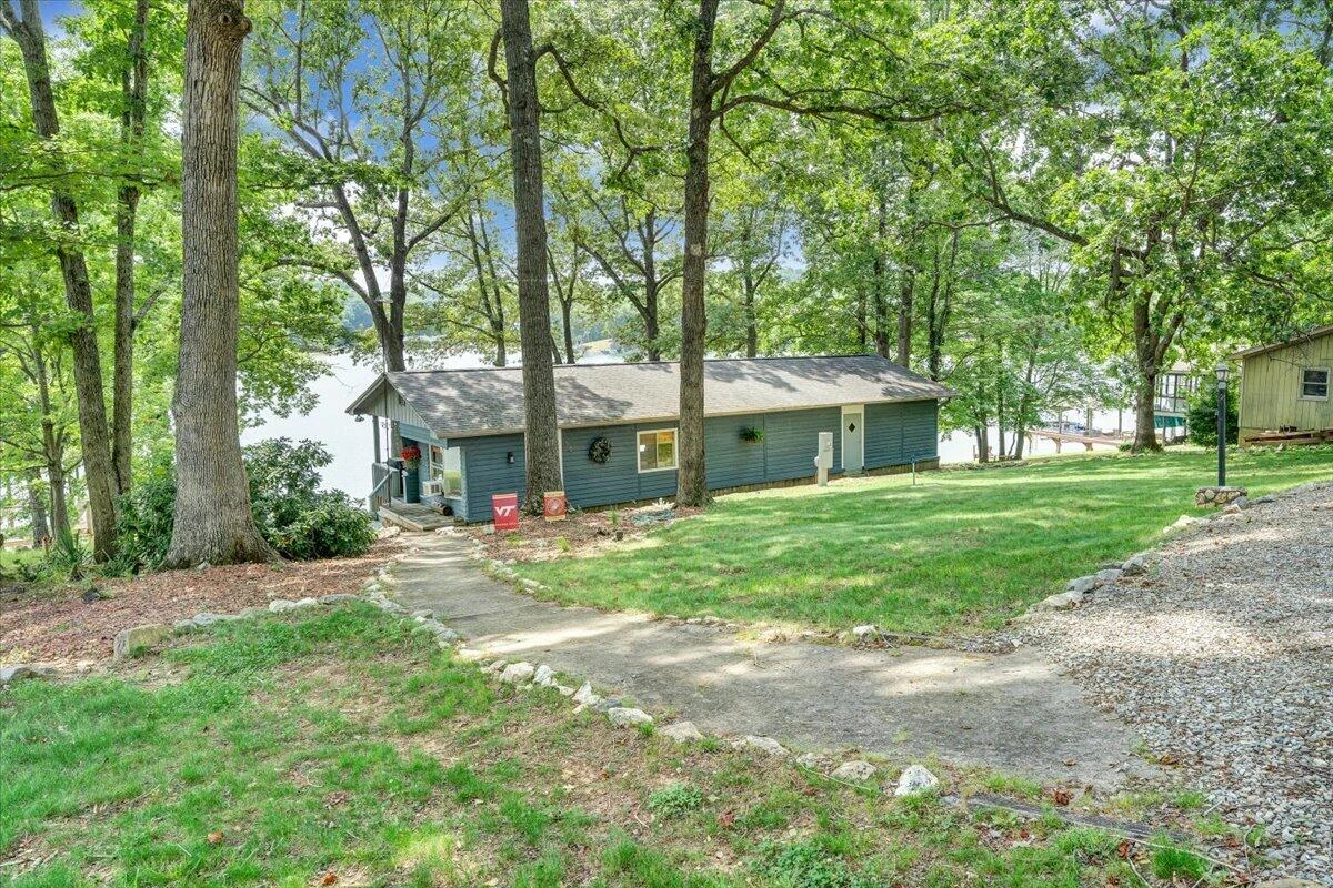 35 Bluewater CT - Photo 46