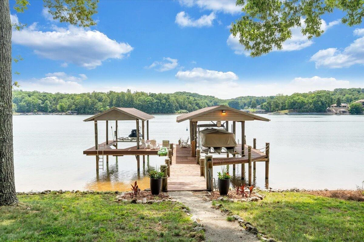 35 Bluewater CT - Photo 6