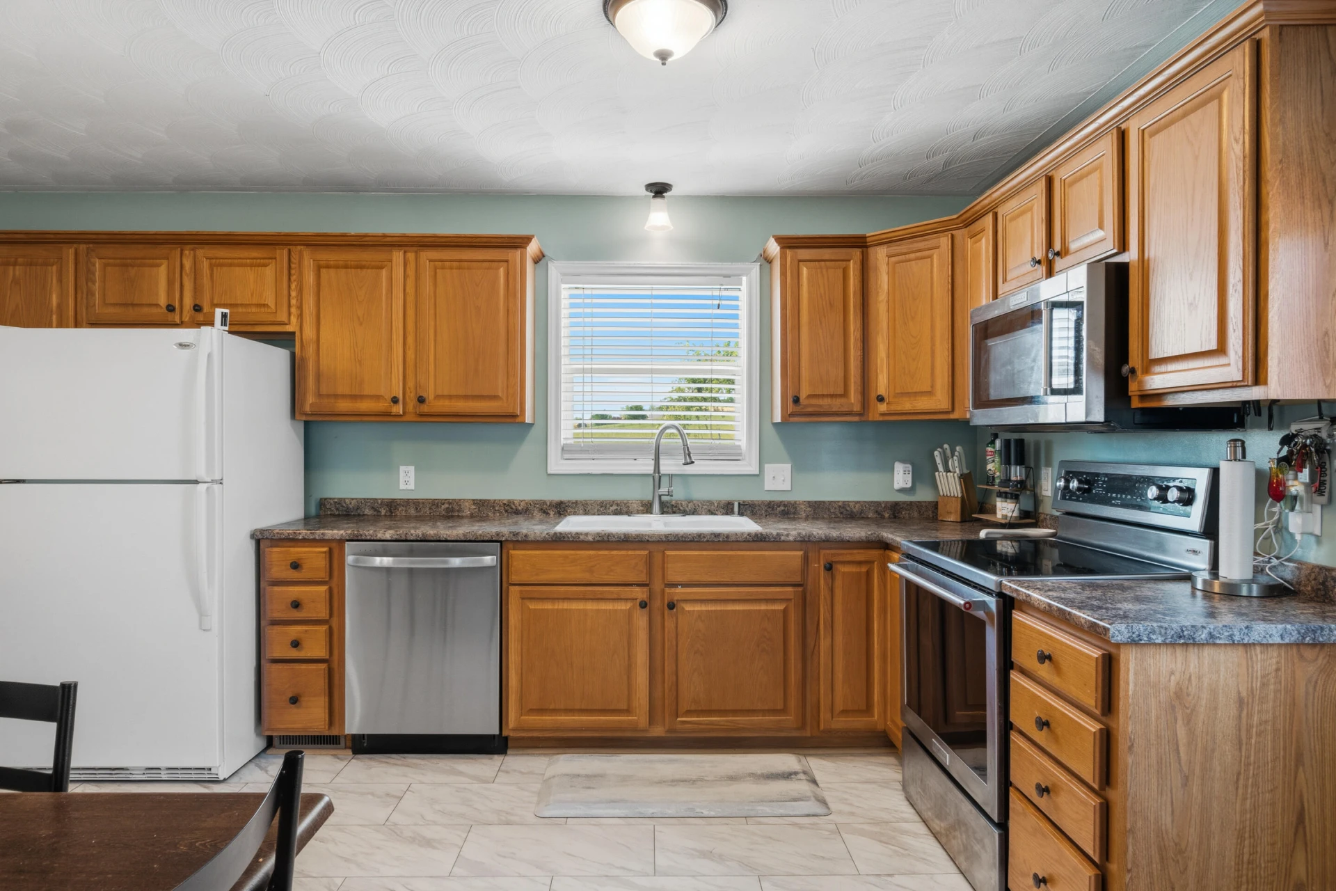 2301 Viewland CIR - Photo 13
