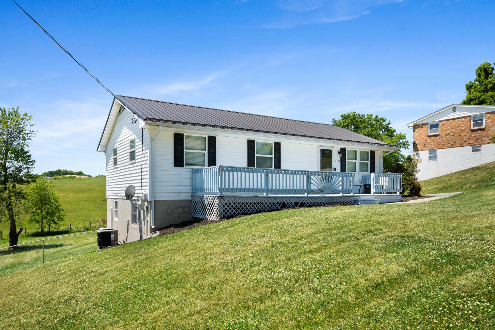 2301 Viewland CIR - Photo 27