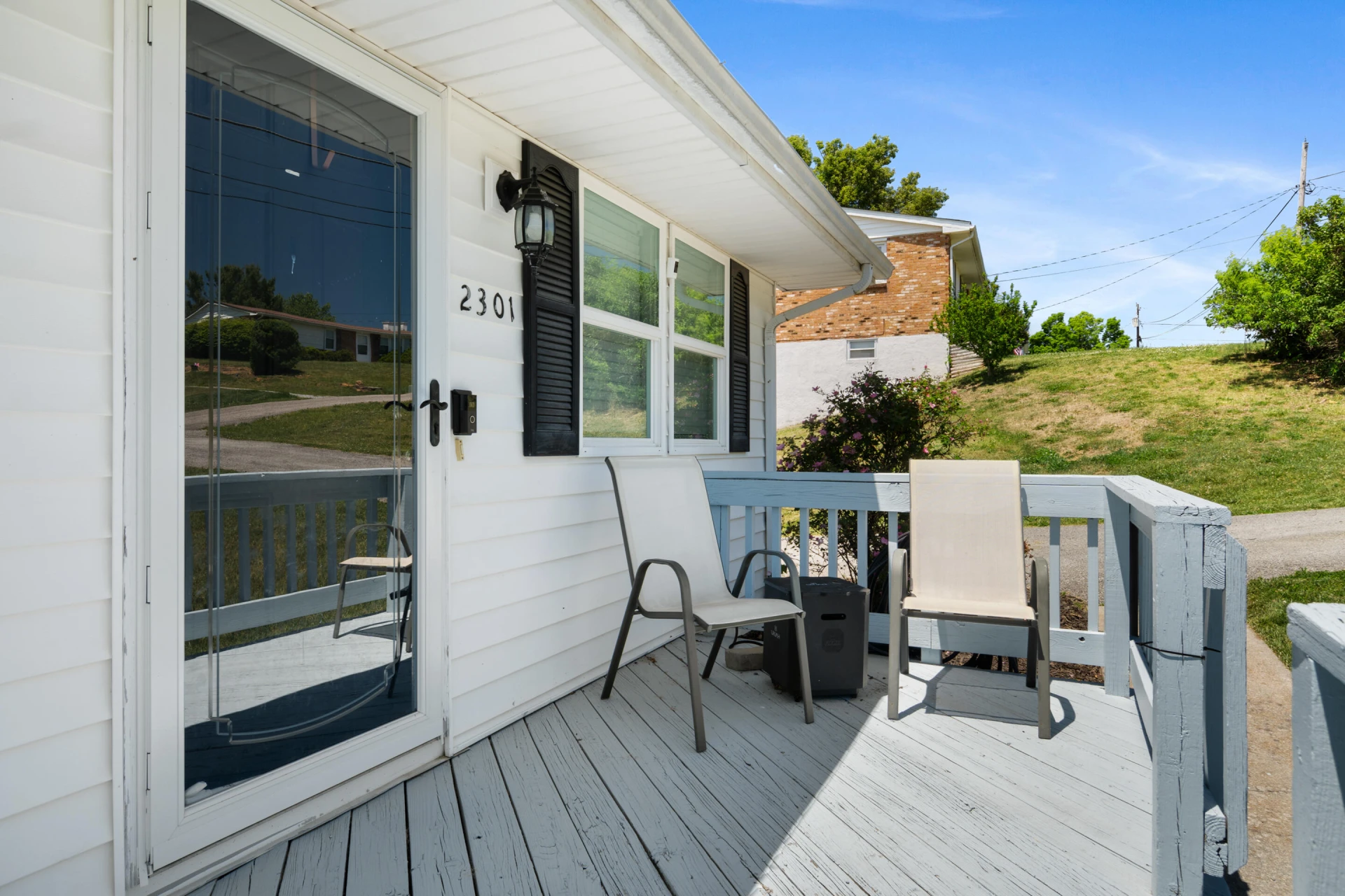 2301 Viewland CIR - Photo 4