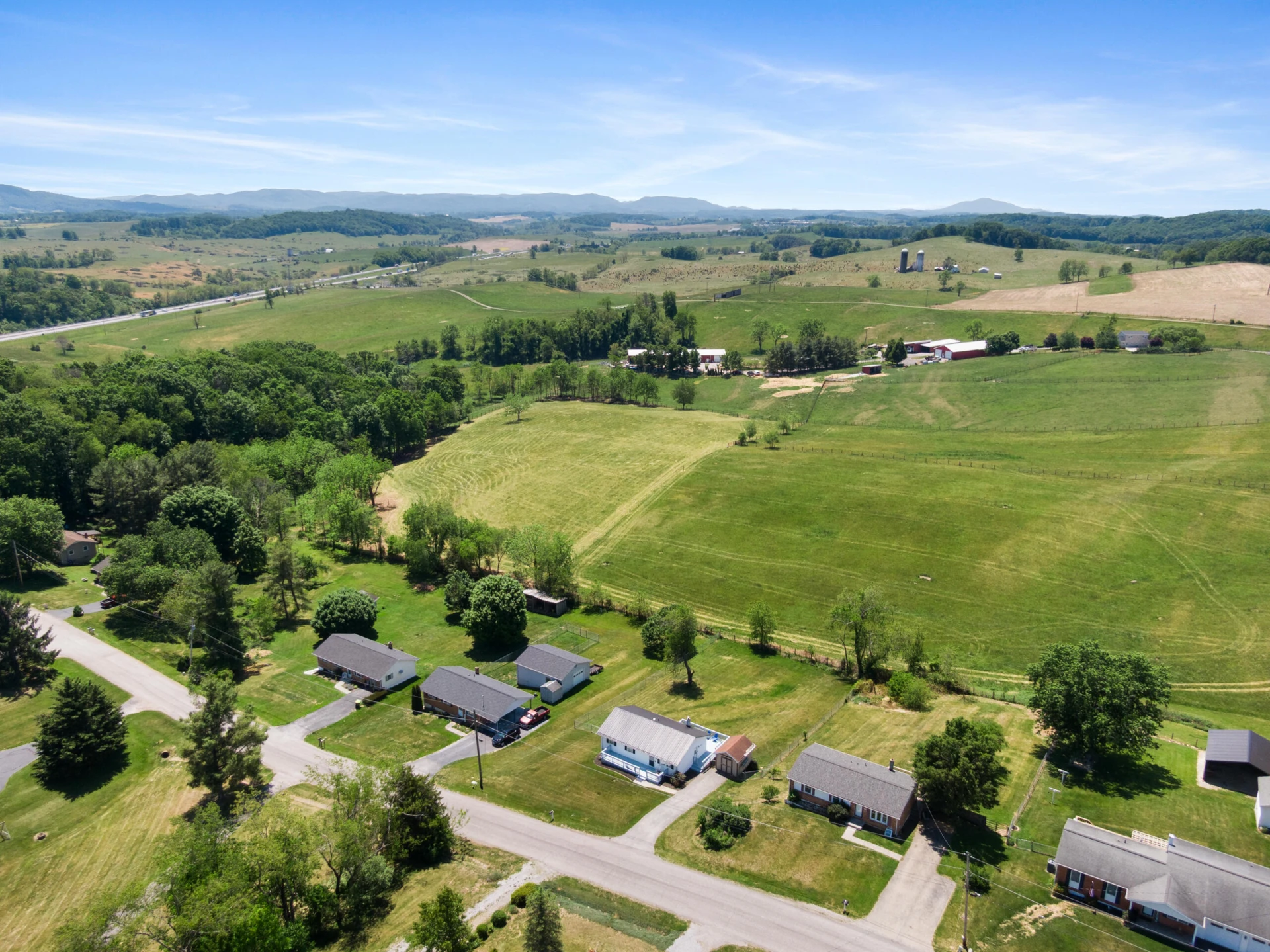 2301 Viewland CIR - Photo 45