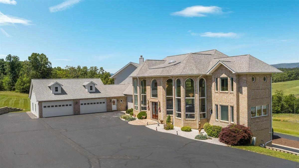 368 Ridge Hollow RD - Photo 2