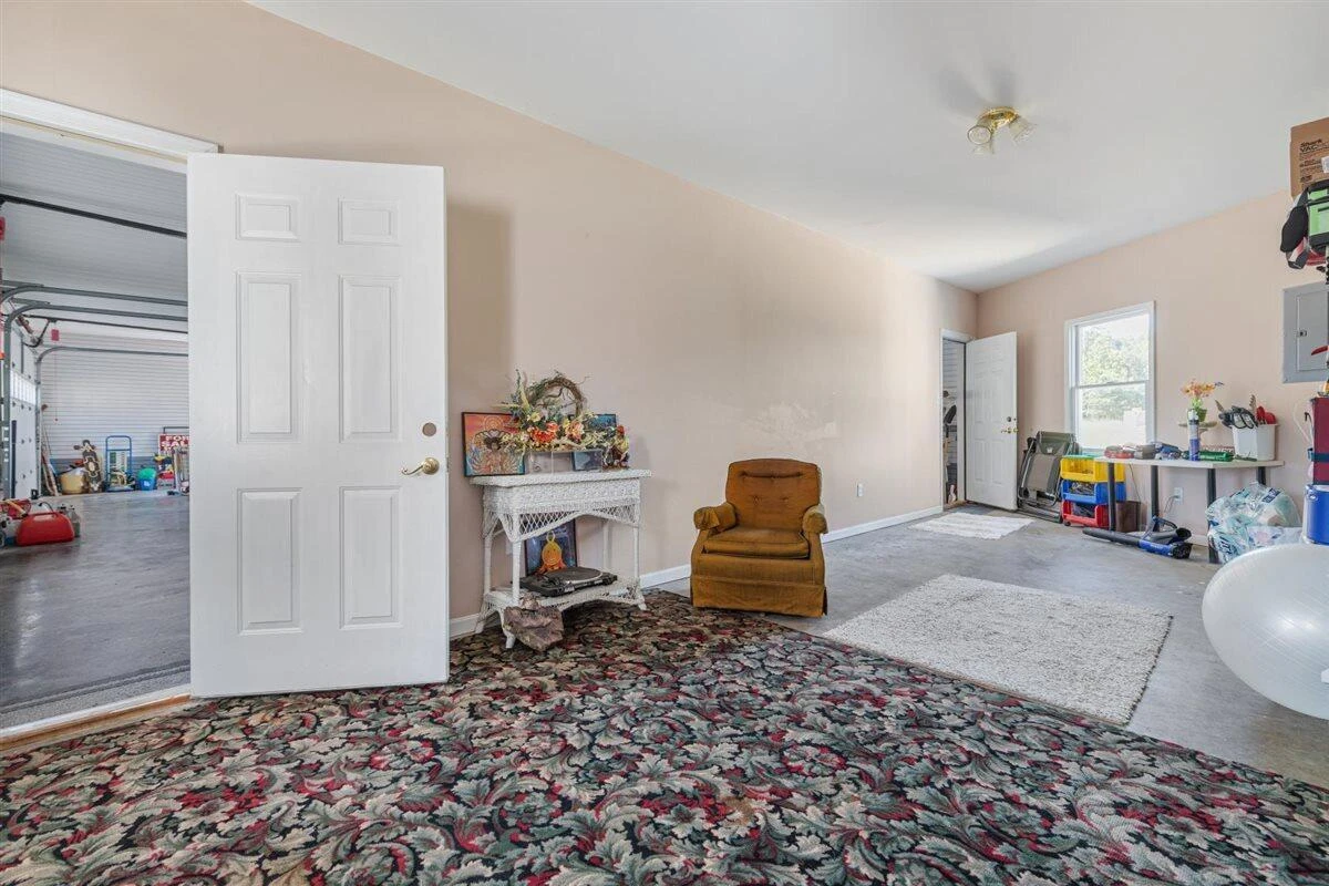 368 Ridge Hollow RD - Photo 73