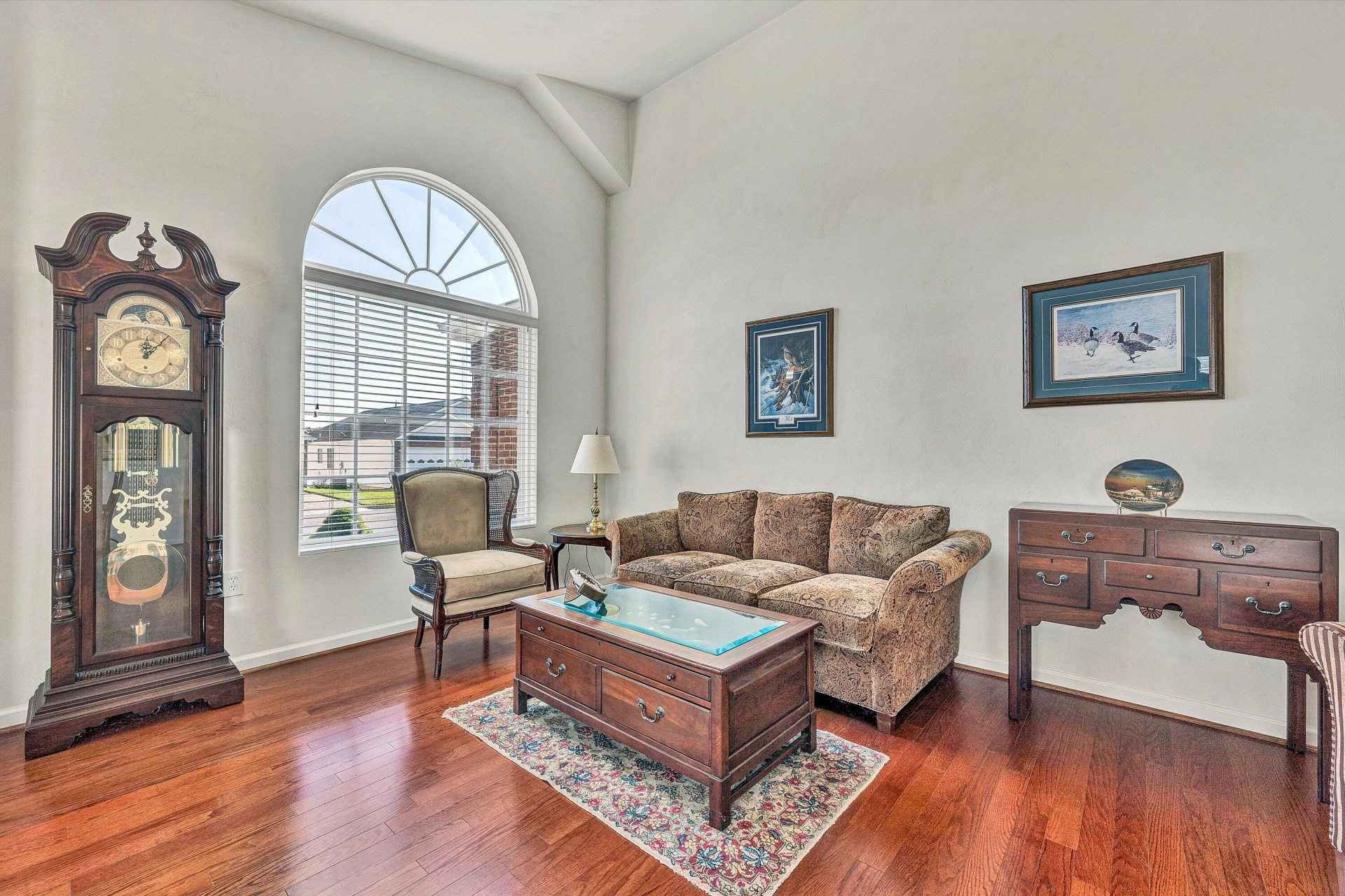 4904 Renee LN - Photo 9