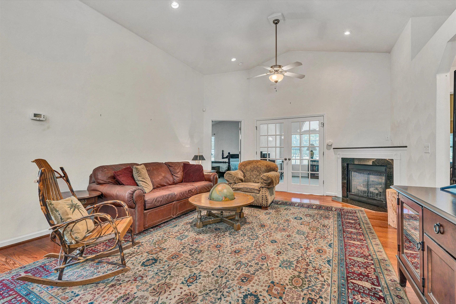 4904 Renee LN - Photo 12