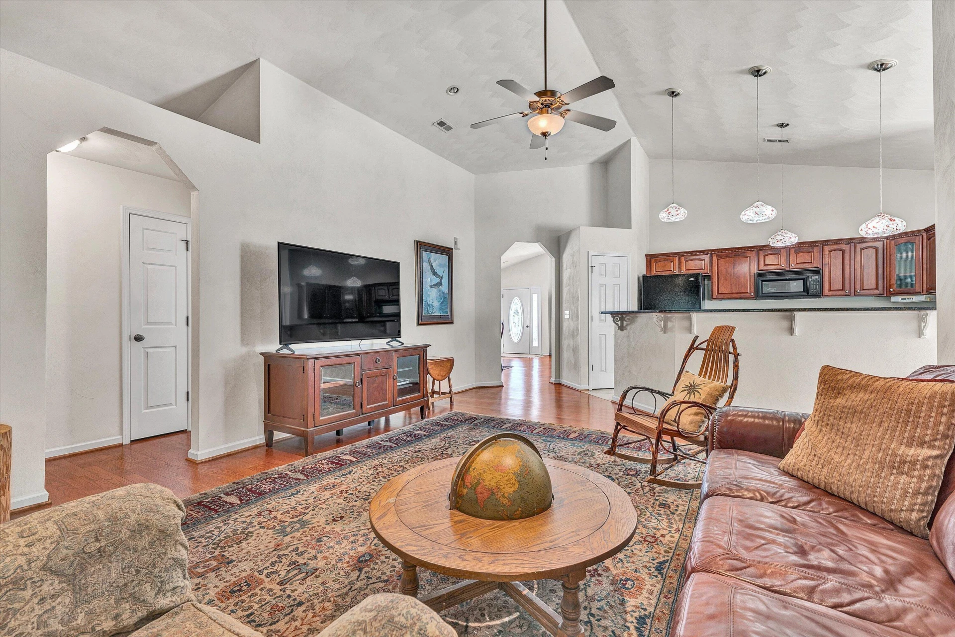 4904 Renee LN - Photo 13