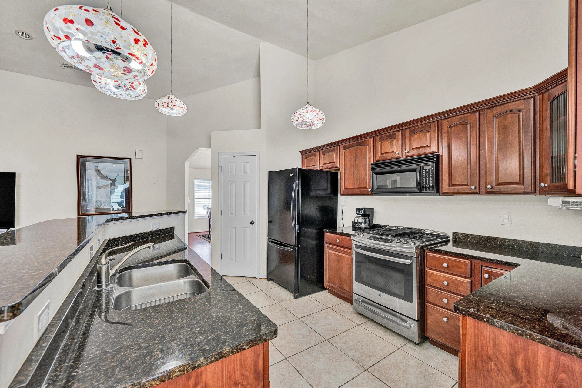 4904 Renee LN - Photo 17