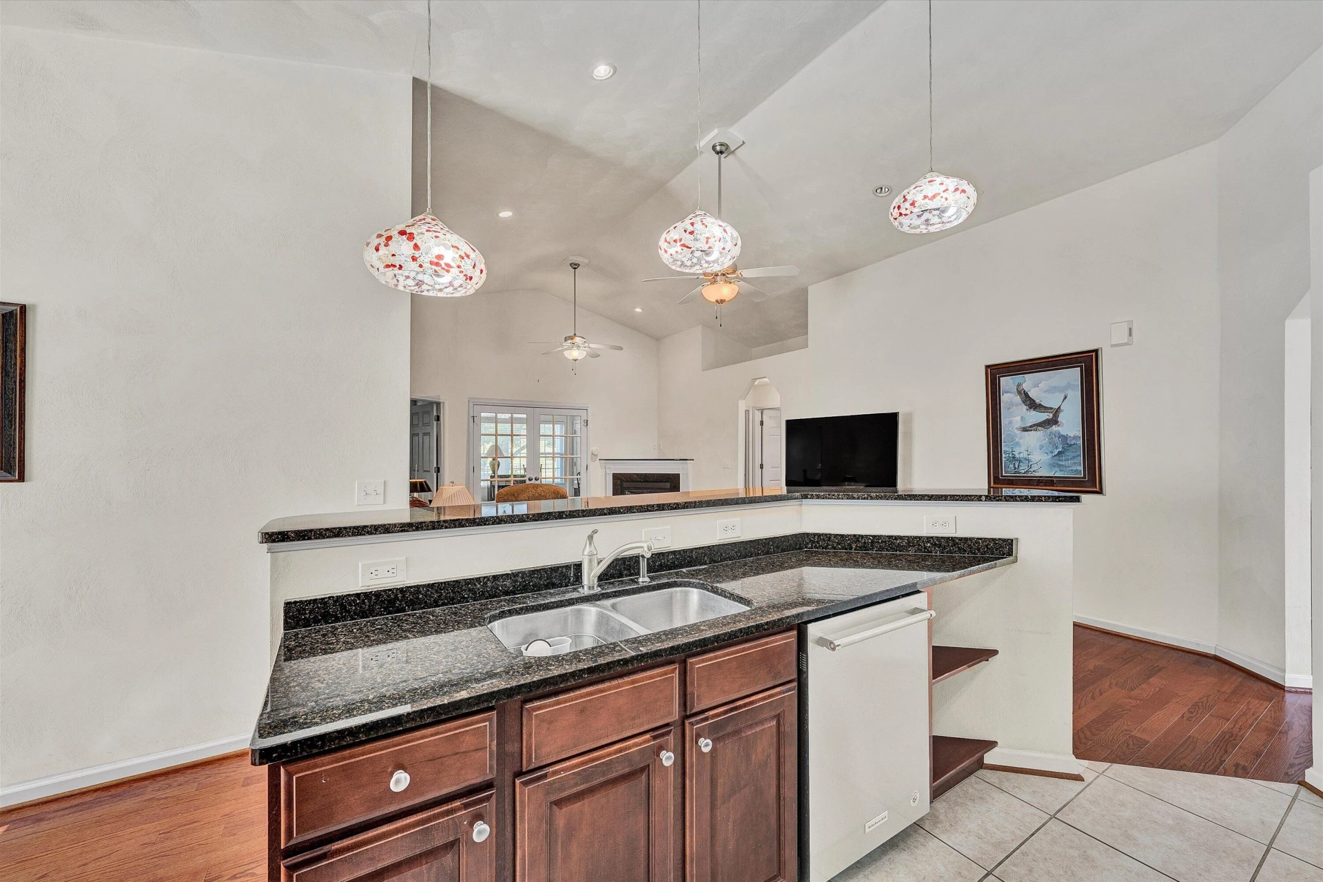 4904 Renee LN - Photo 18