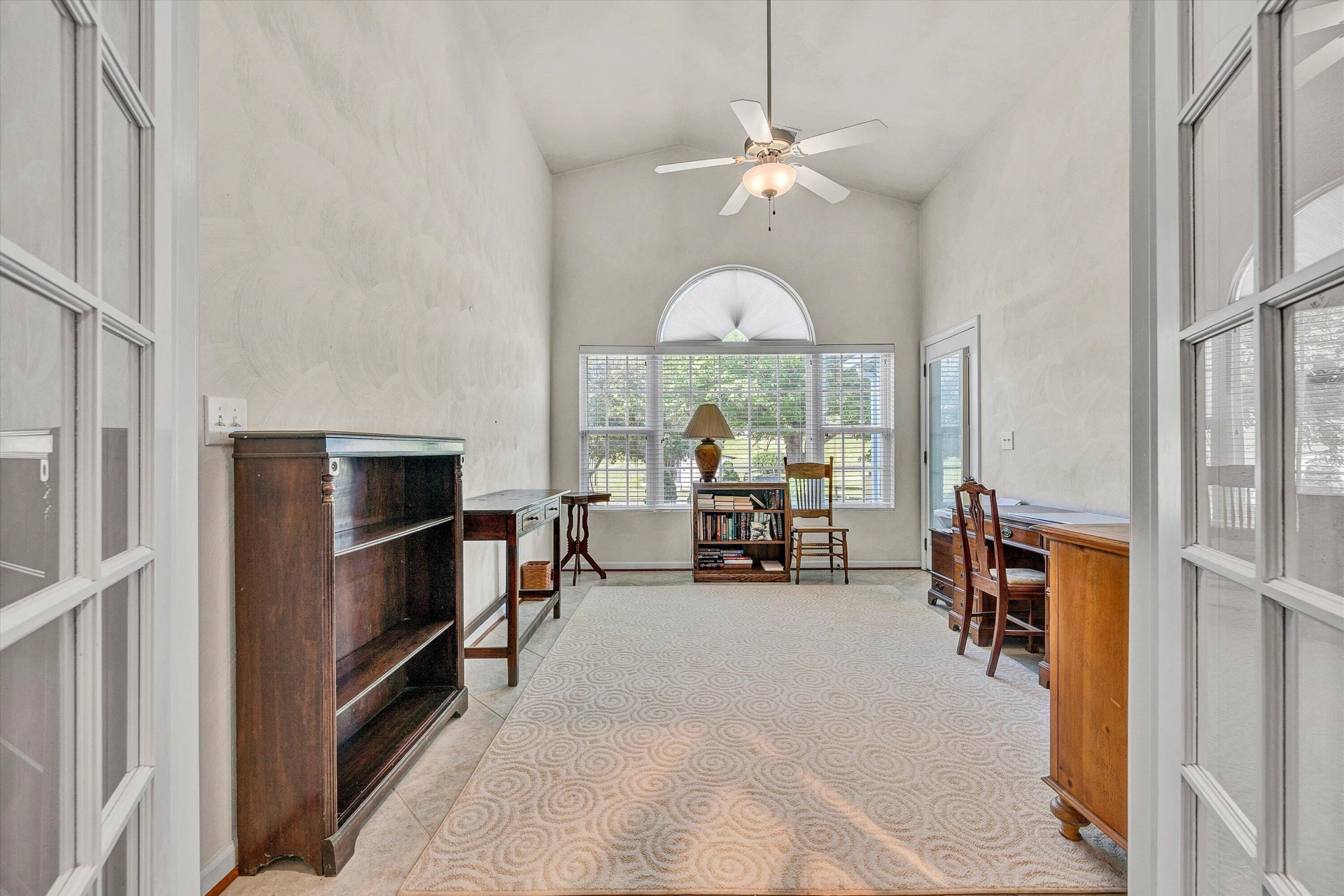 4904 Renee LN - Photo 30
