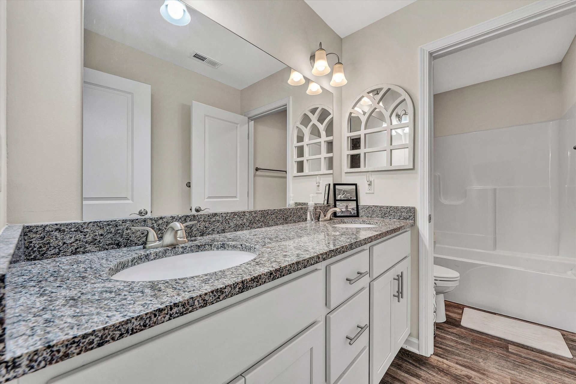 249 Louise LN - Photo 21