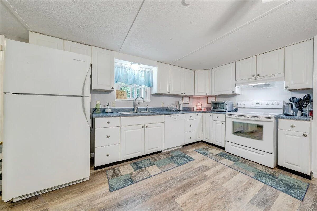 1019 Croker LN - Photo 15