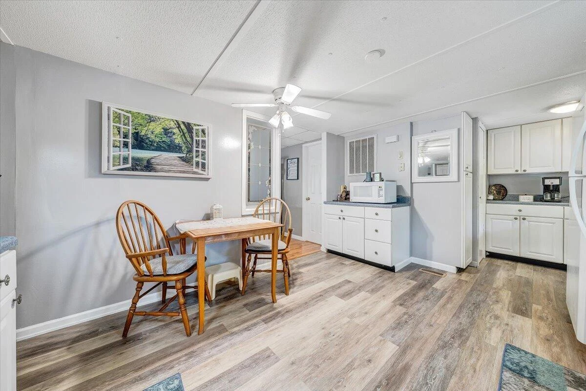1019 Croker LN - Photo 21