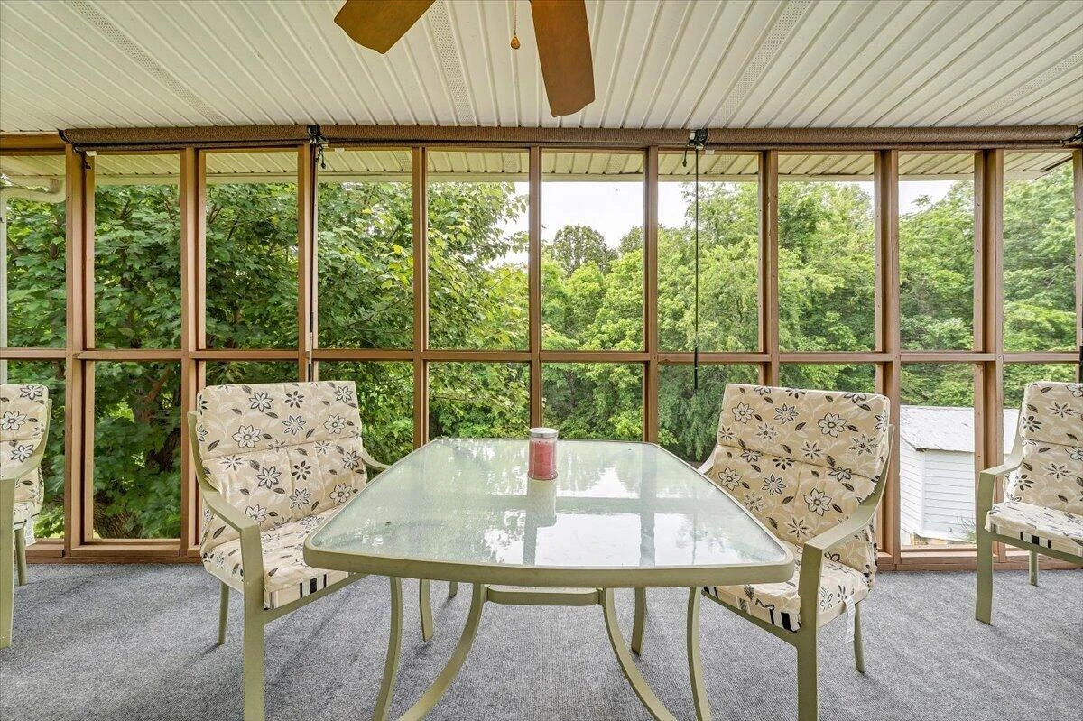 1019 Croker LN - Photo 24