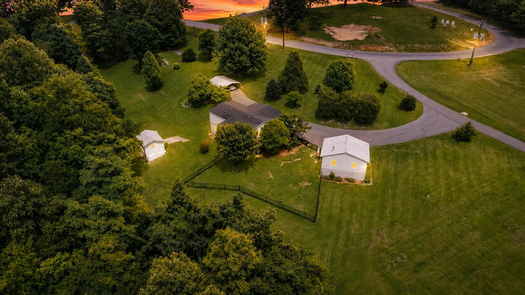 1019 Croker LN - Photo 6