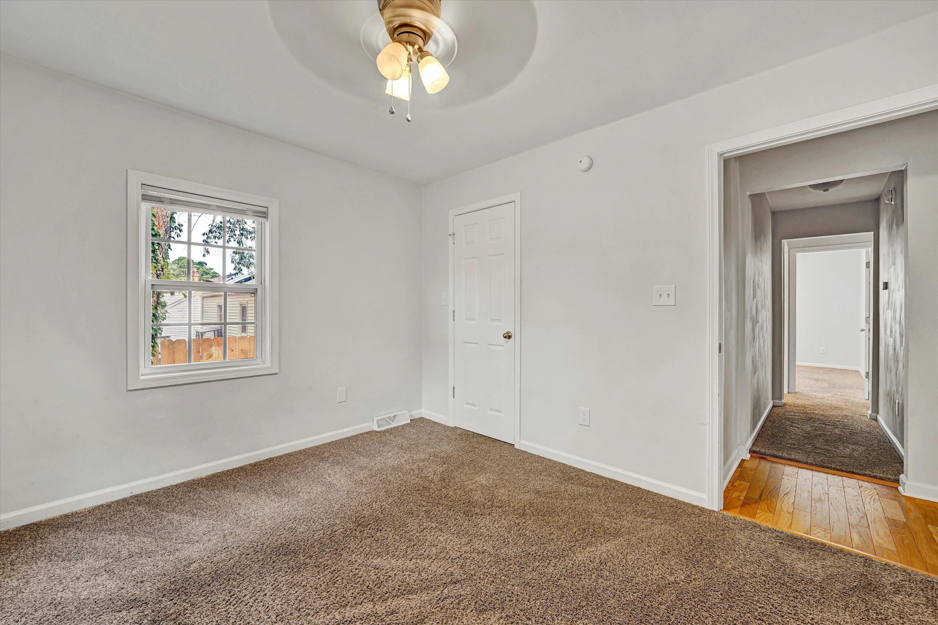3215 Maplelawn AVE NW - Photo 16