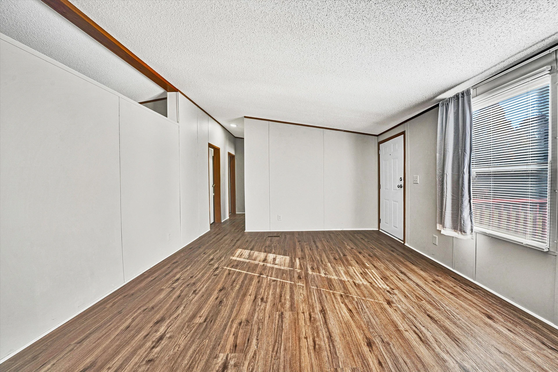149 DALEWOOD LN - Photo 10