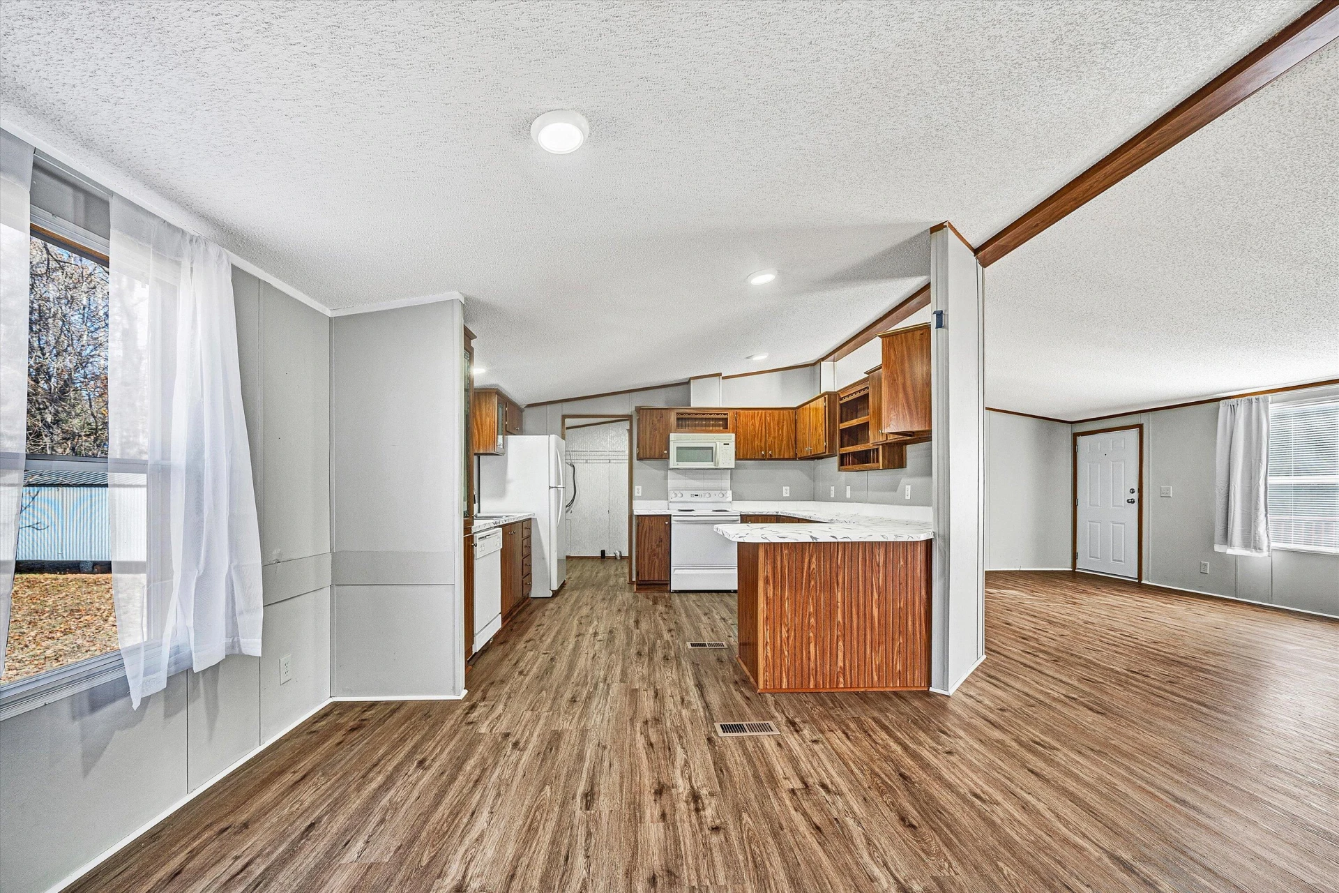 149 DALEWOOD LN - Photo 9